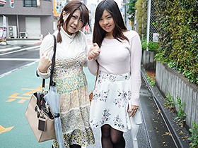 ママ友ナンパ 4 「奥さん！童貞君の射精手伝ってくれませんか？」奥様大興奮で2発目は筆おろし中出し！！ サンプル動画サムネイル